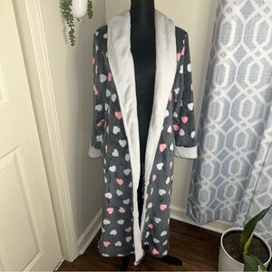 Women's Super Minky Plush Sleep Robe gray hearts